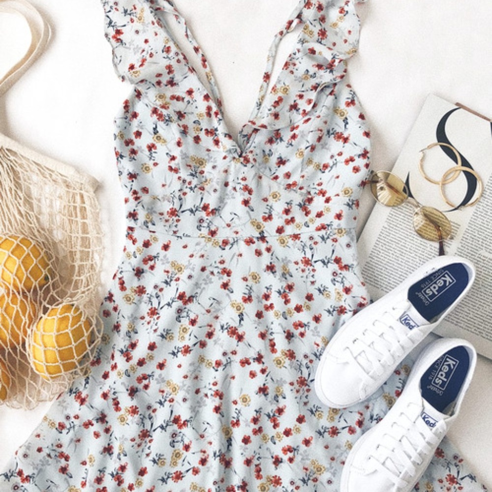 BY THE BOUQ LIGHT BLUE FLORAL PRINT SKATER DRESS